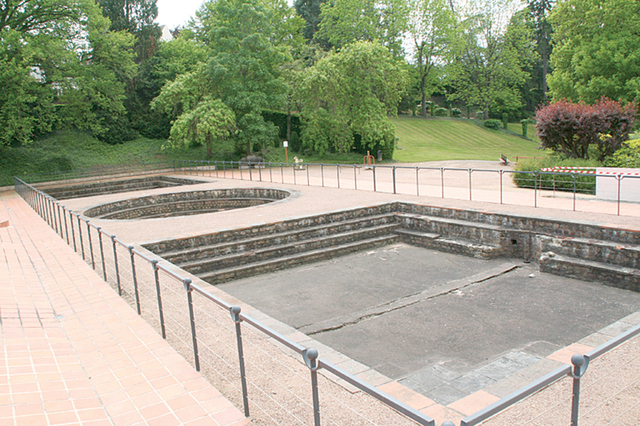ネリス・レ・バンにある ローマ時代の浴場跡。 