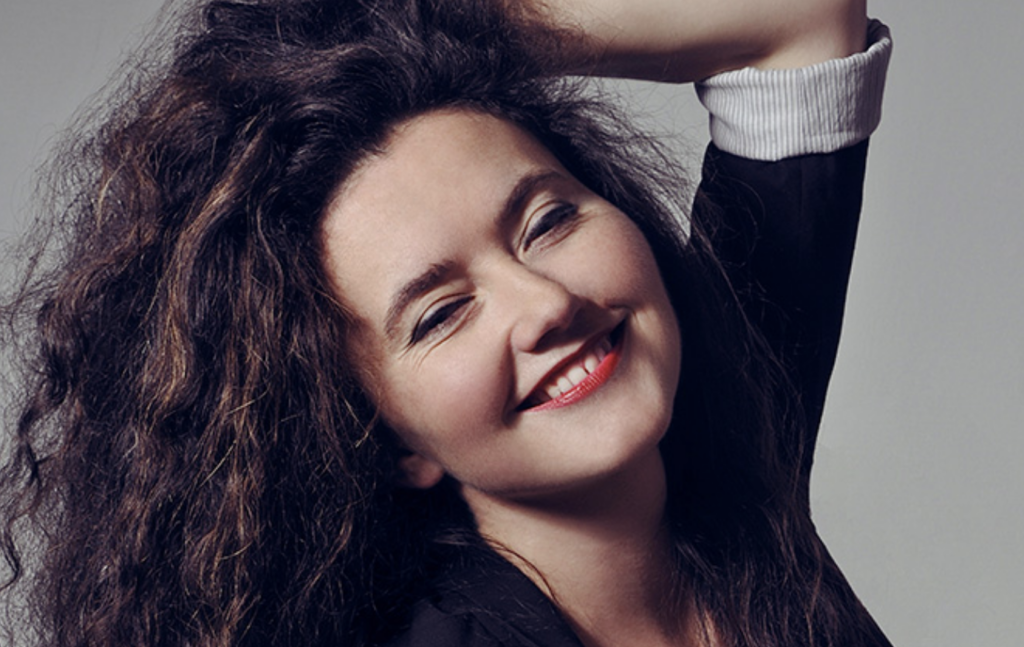 名盤「アフリカン・ピアノ」から半世紀、アブドゥラ・イブラヒムがパリで演奏。 OVNI オヴニー・パリの新聞